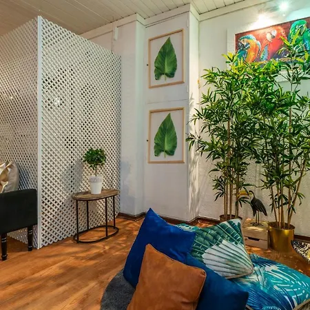 Charming Liberty Terrace Flat