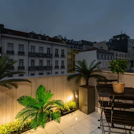 Charming Liberty Terrace Flat